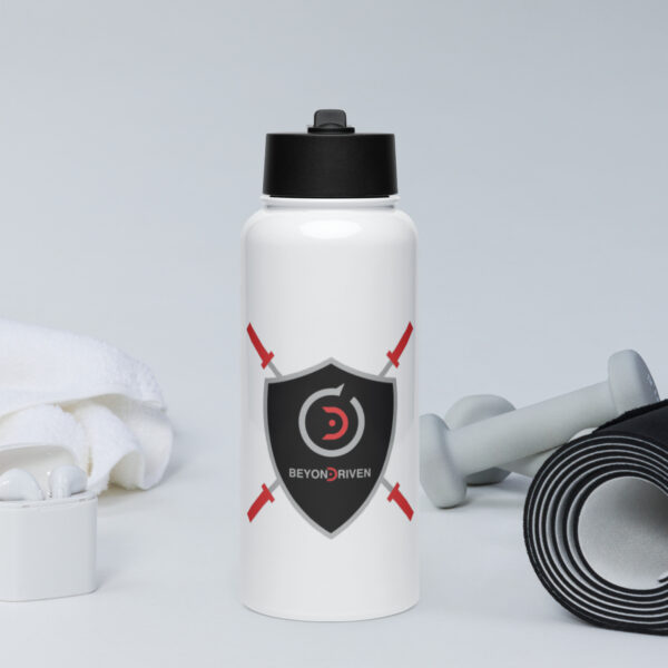 BeyonDriven Stainless steel water bottle with a straw lid - Image 4